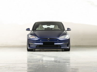 Tesla Model S Фото №2
